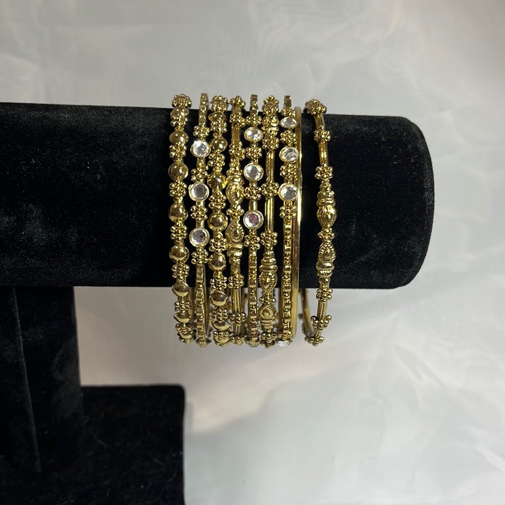 Set of 9 matching bangle bracelets